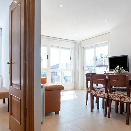 Lanzada Holidays Apartment *